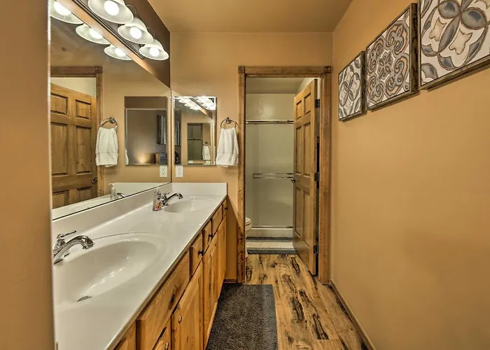 3 Mi To Fool Hollow Lake: Cozy W/ Deck Holiday home *