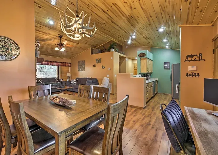 Holiday home 3 Mi To Fool Hollow Lake: Cozy W/ Deck *